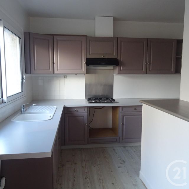 Afficher la photo en grand Appartement F3 à vendre - 3 pièces - 80.74 m2 - ORBEC - 14 - BASSE-NORMANDIE - Century 21 Christophe Duclos