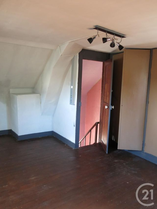 Afficher la photo en grand Appartement F6 à vendre - 4 pièces - 107.0 m2 - ORBEC - 14 - BASSE-NORMANDIE - Century 21 Christophe Duclos